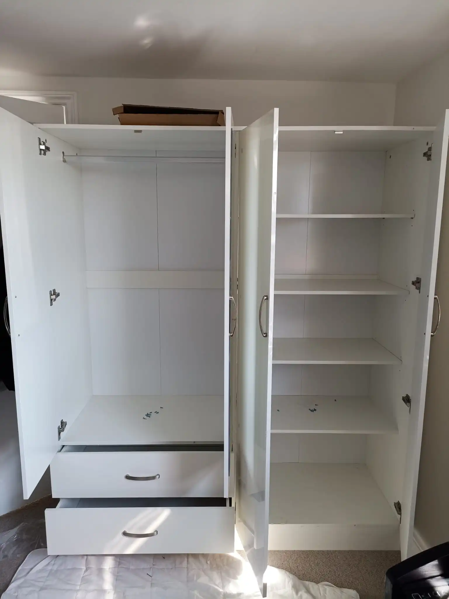 4 door wardrobe with mirror and Shelves inside, fast delivery - Image 2