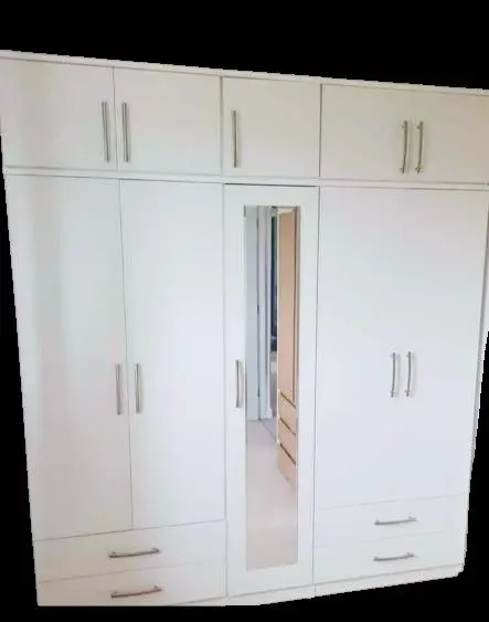 5 door wardrobe with hanging, shelves, drawer, top boxes and mirror, guarantee
